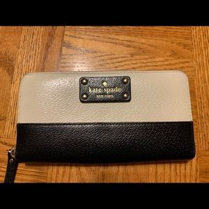 🖤 Kate Spade Leather Wallet🖤